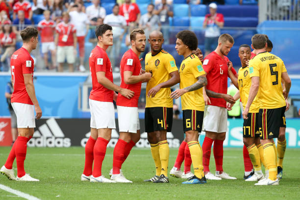 能成为左右 能成为左右