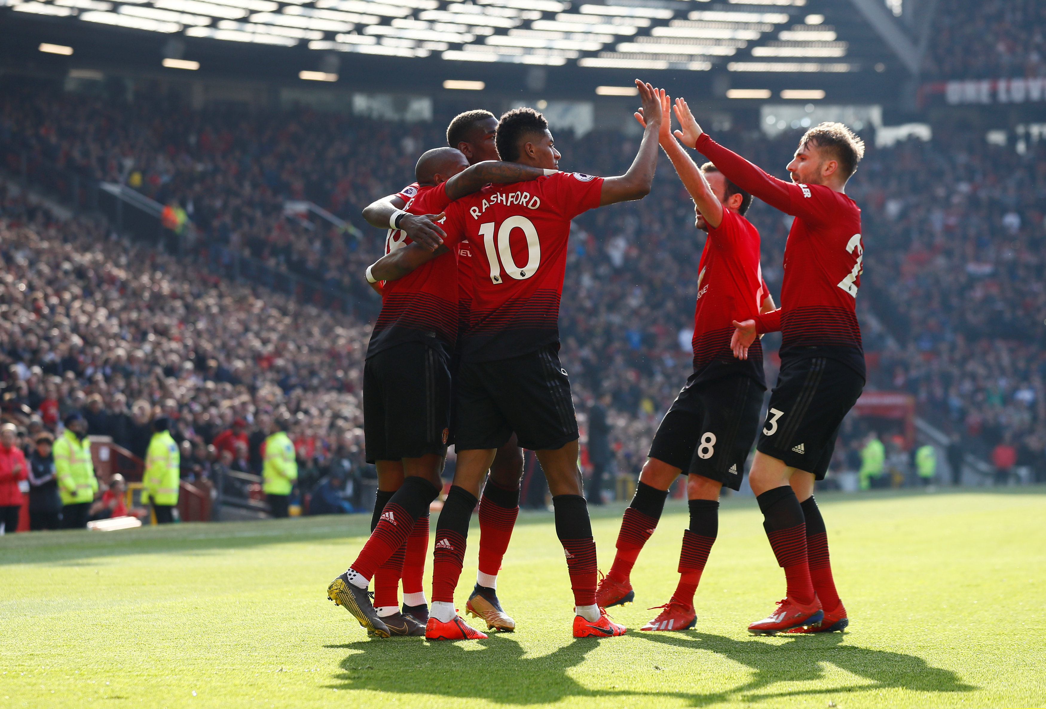 它帮助锻炼 它帮助锻炼